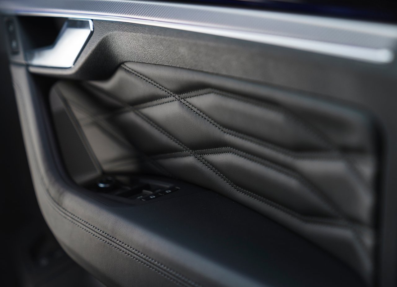 2021 - VOLKSWAGEN TOUAREG R UK VERSION, foto 81