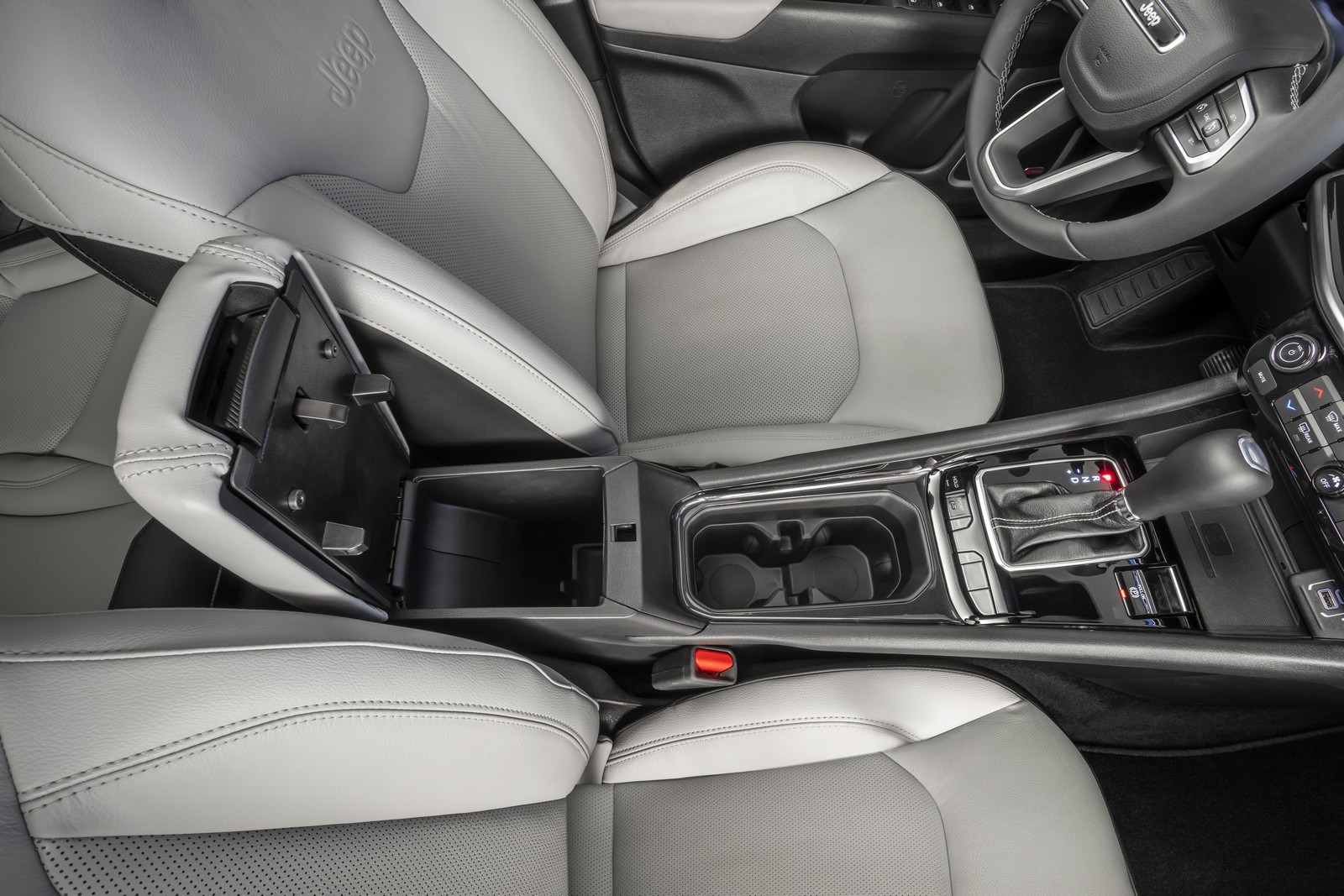 2022 - JEEP COMPASS LONGITUDE, foto 17