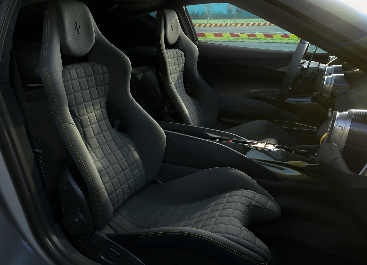 FERRARI F812 COMPETIZIONE, foto 13
