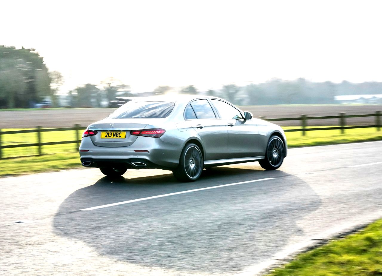 2021 - MERCEDES-BENZ E SEDAN UK VERSION, foto 49