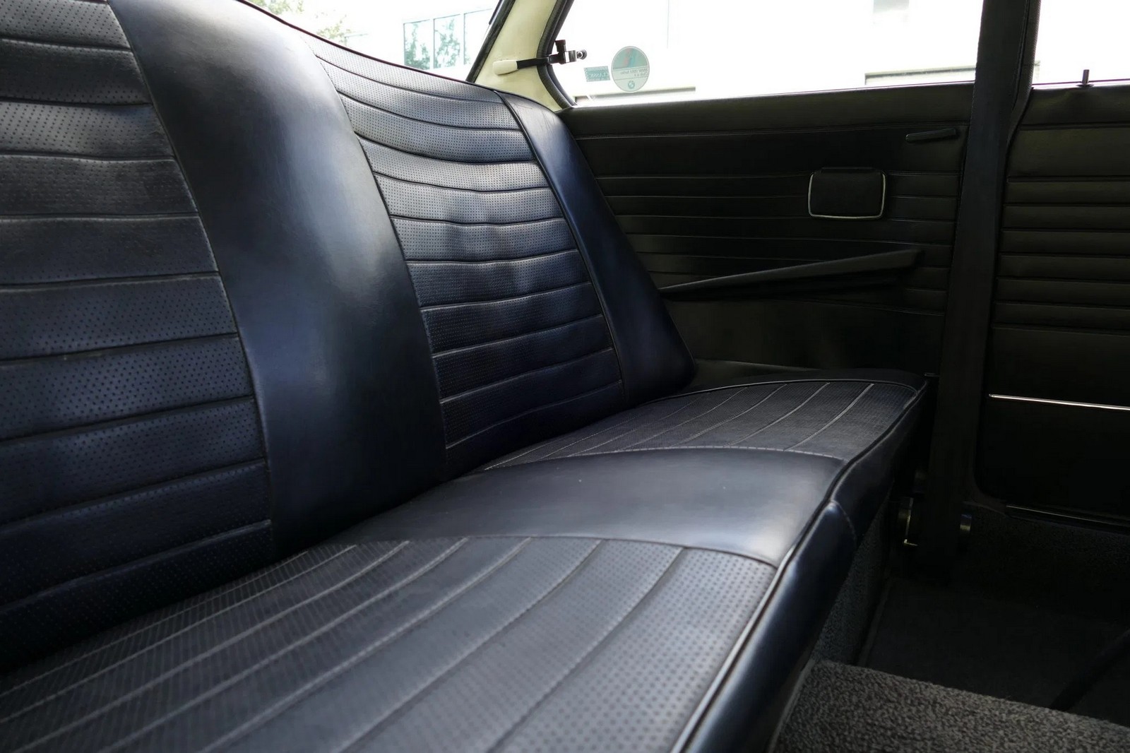 BMW 2002 TURBO POLARIS METALLIC, foto 28