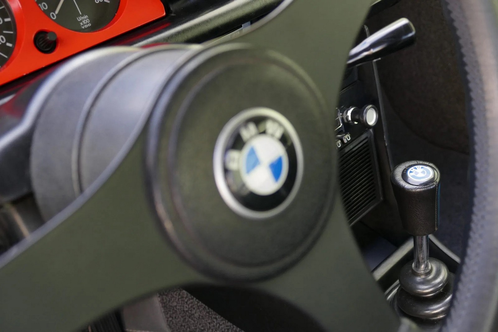 BMW 2002 TURBO POLARIS METALLIC, foto 40