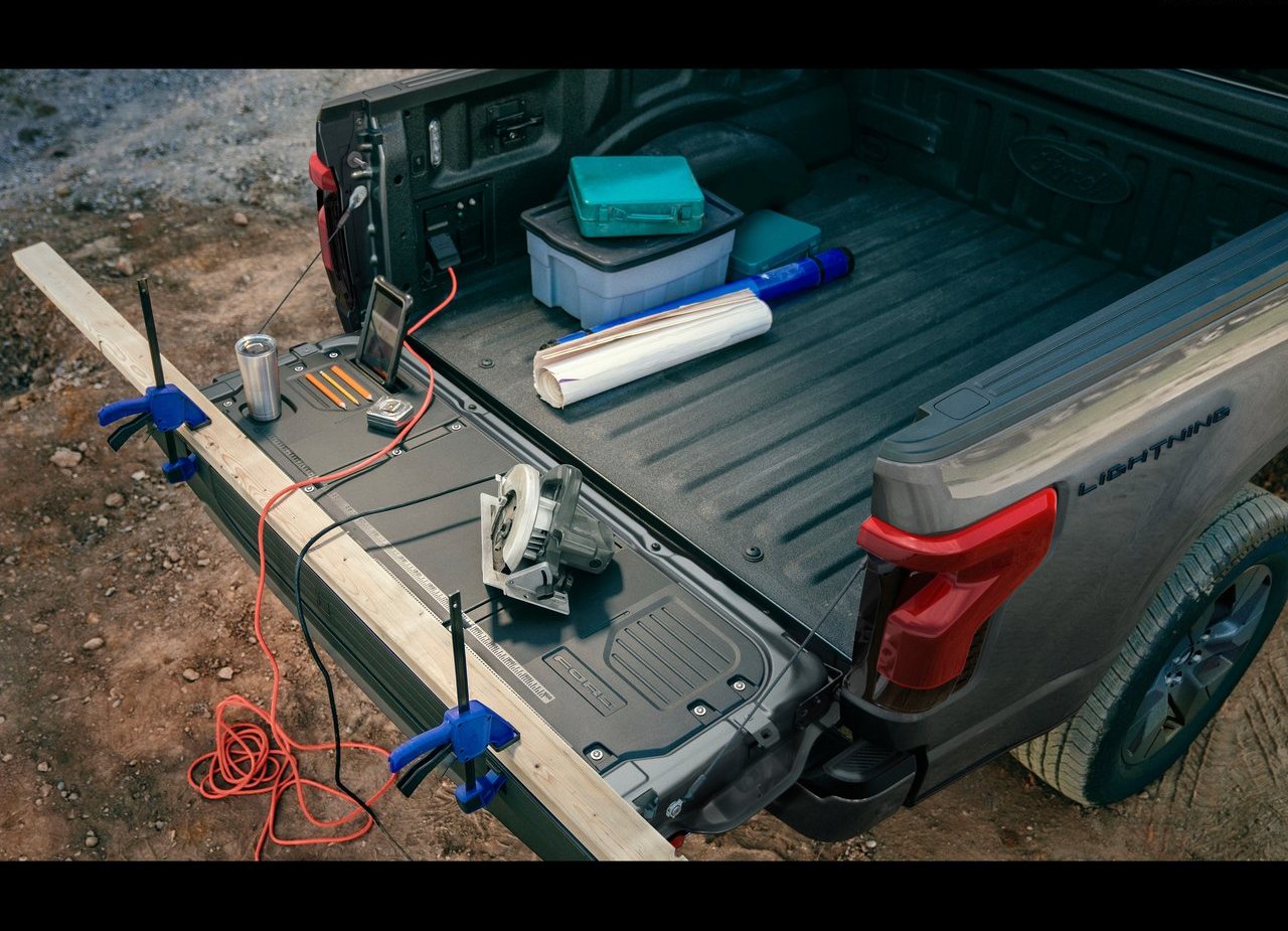 2022 - FORD F-150 LIGHTNING, foto 17