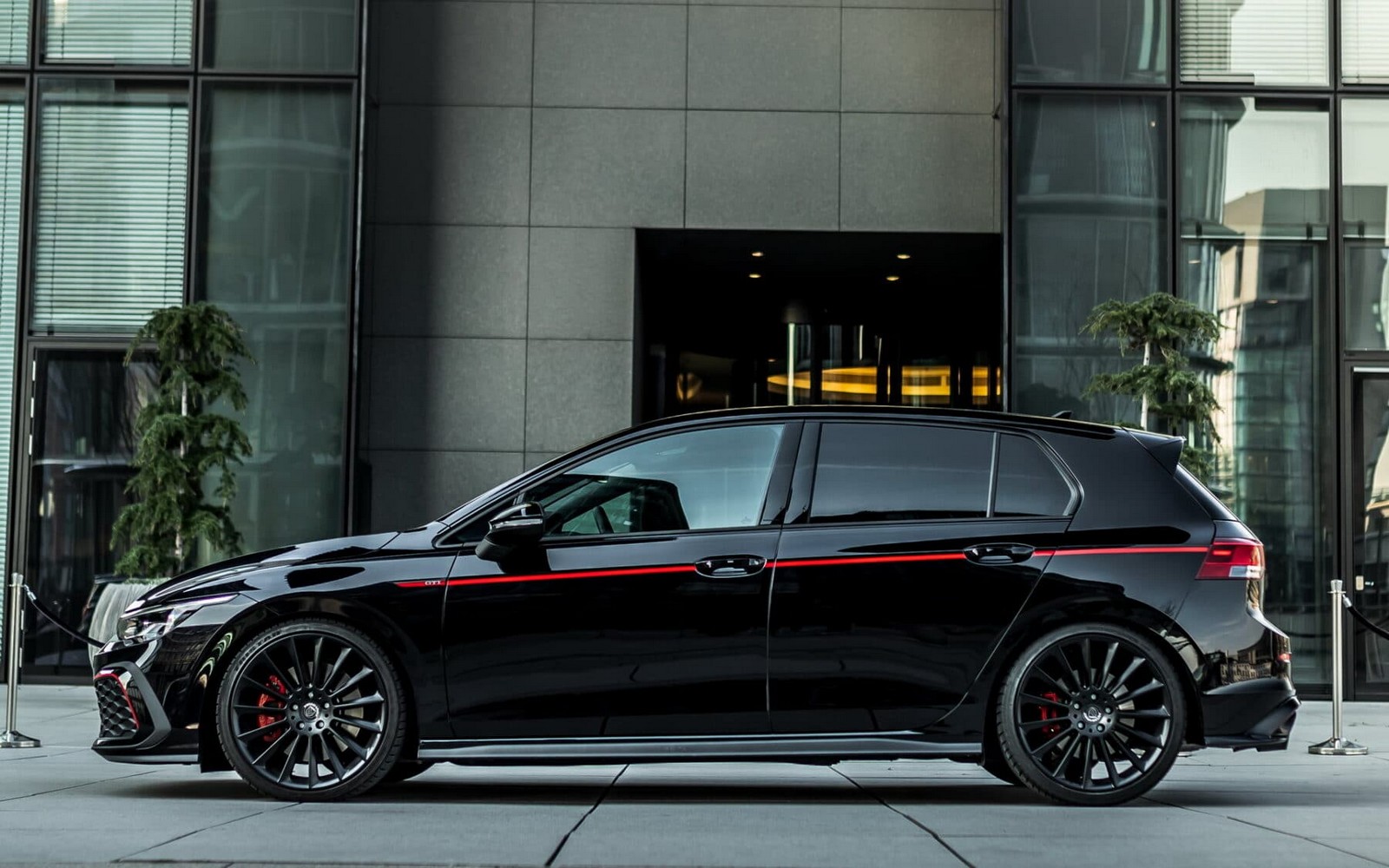VOLKSWAGEN GOLF GTI BY MANHART, foto 3