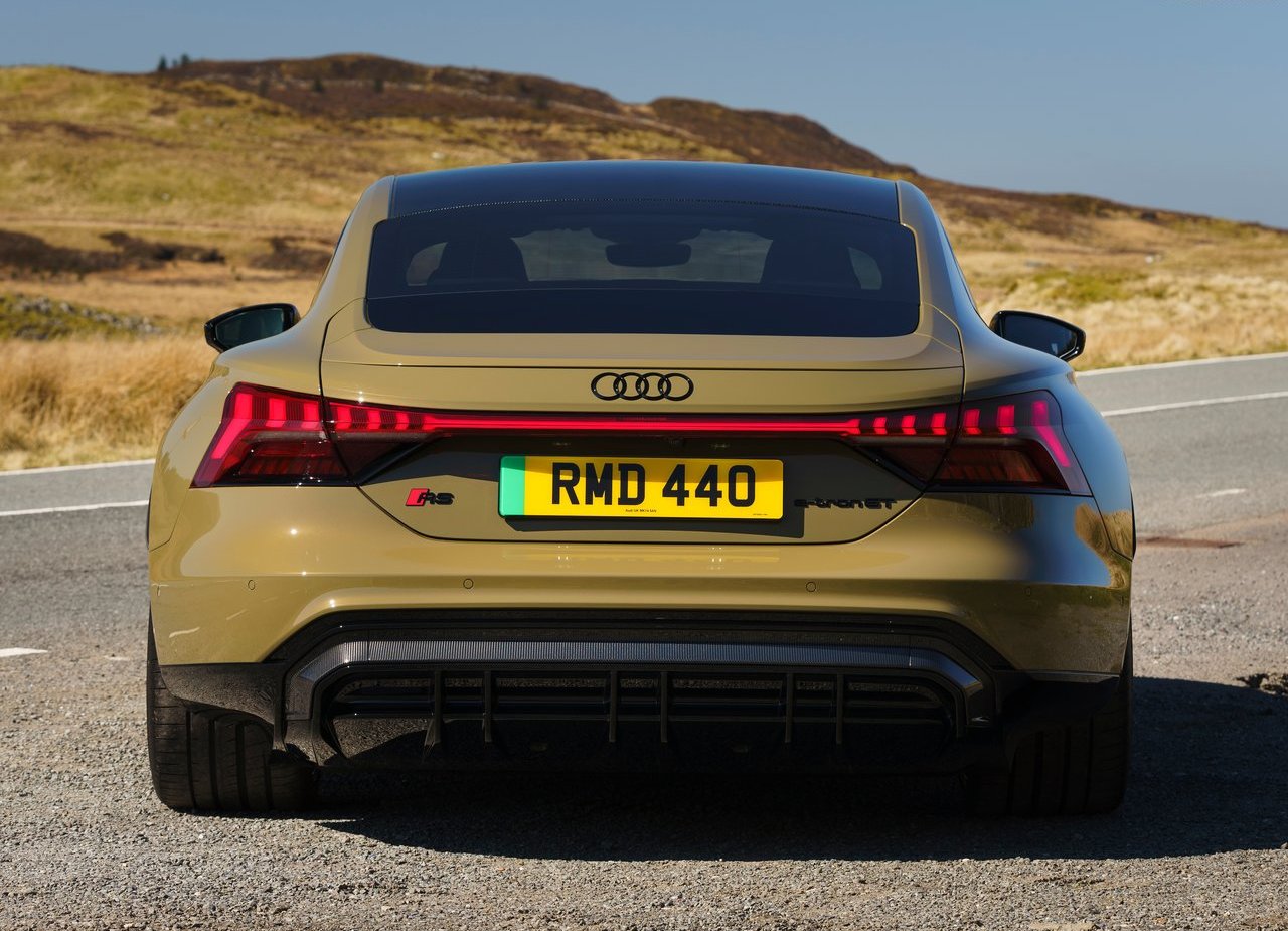 2022 - AUDI RS E-TRON GT UK VERSION, foto 19