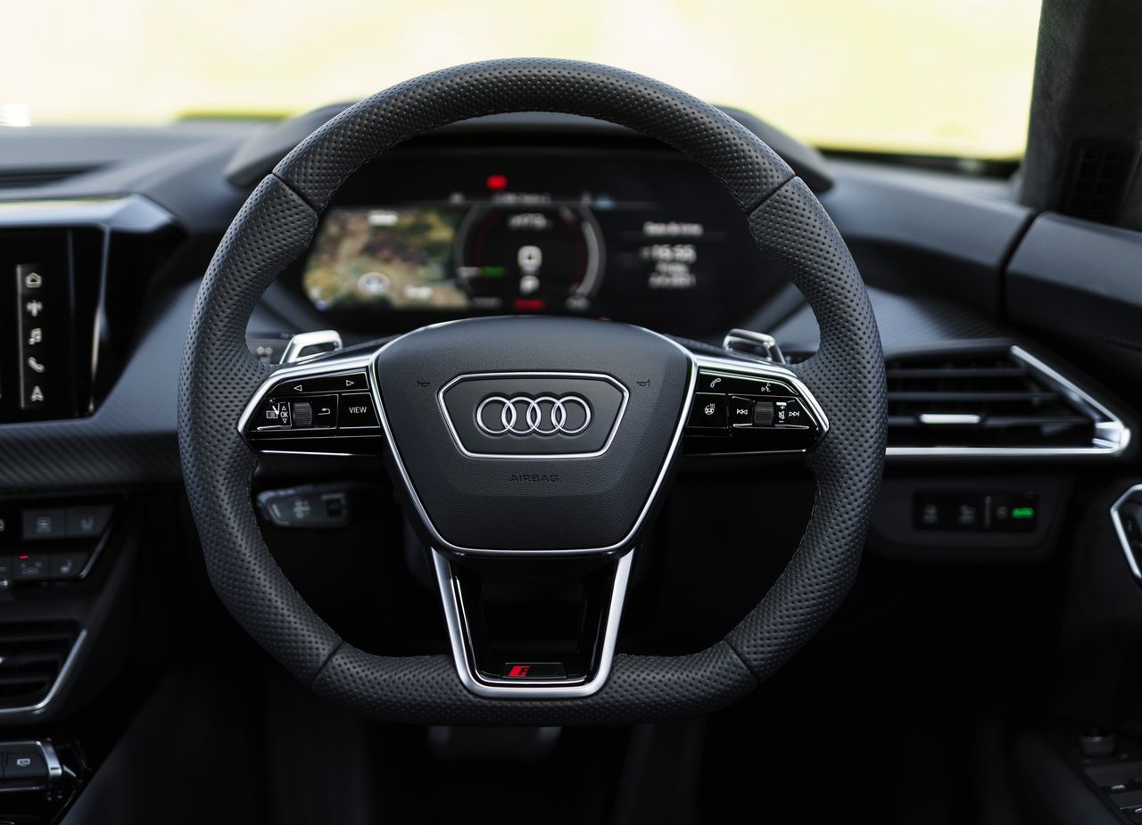 2022 - AUDI RS E-TRON GT UK VERSION, foto 26