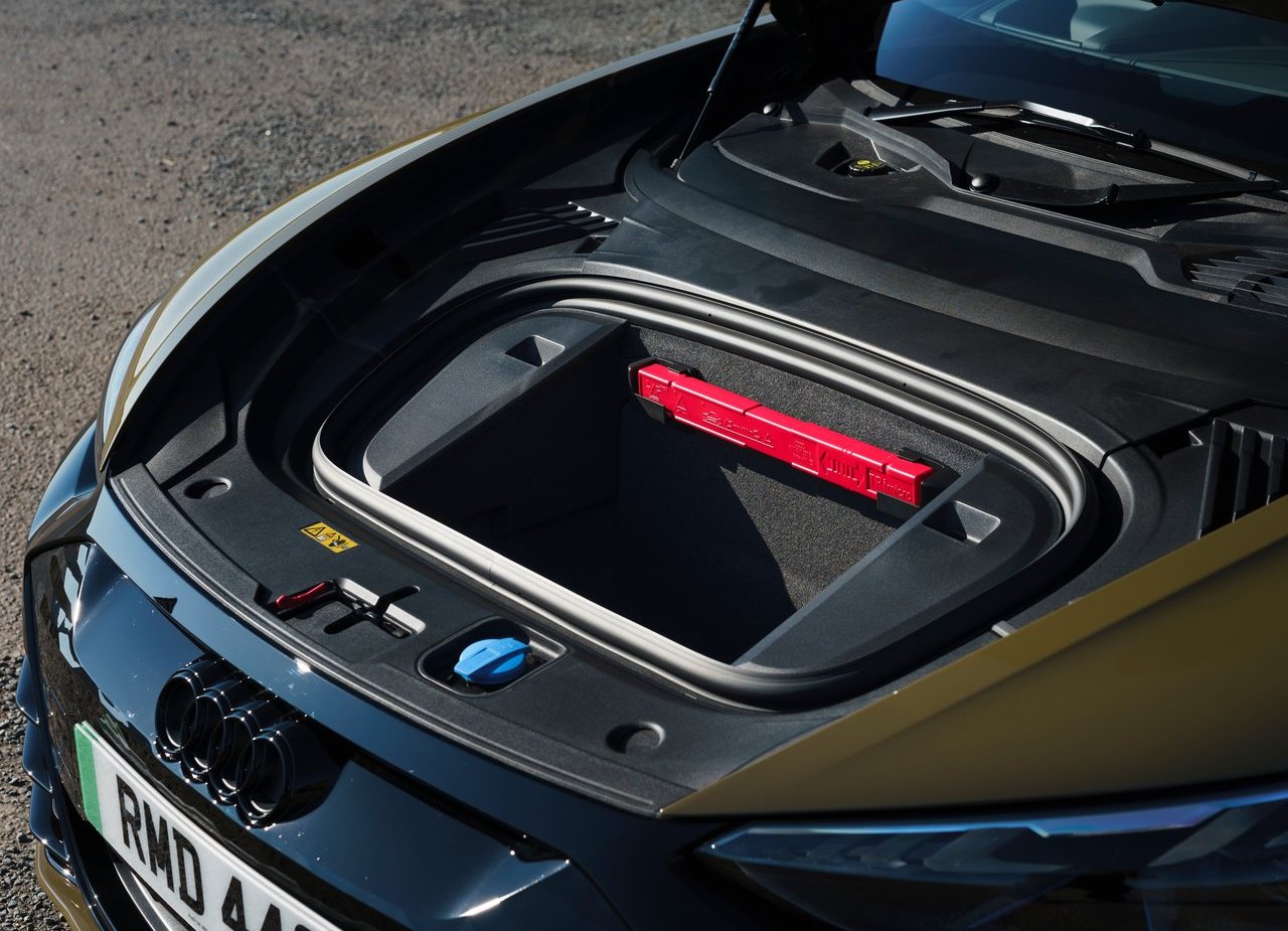 2022 - AUDI RS E-TRON GT UK VERSION, foto 37