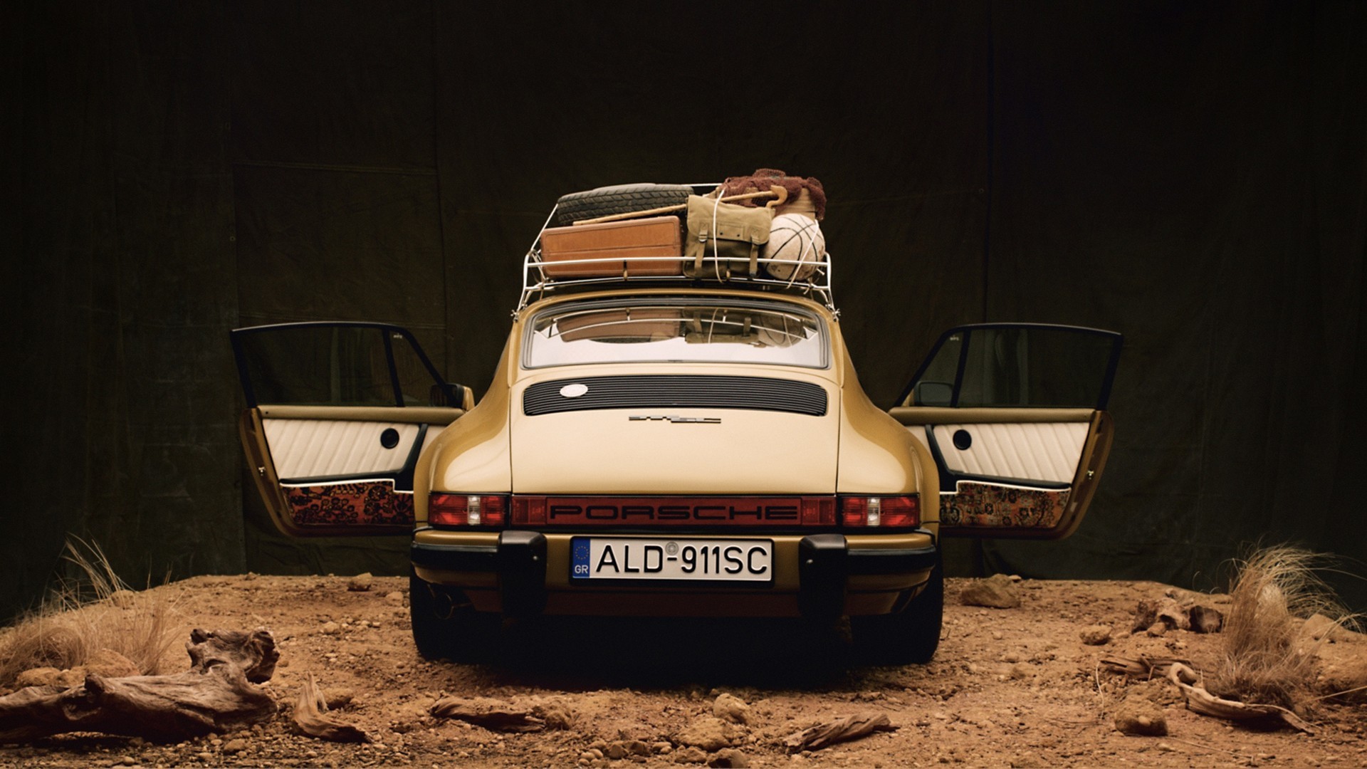 2021 - PORSCHE 911 SC BY AIMÉ LEON DORE, foto 3