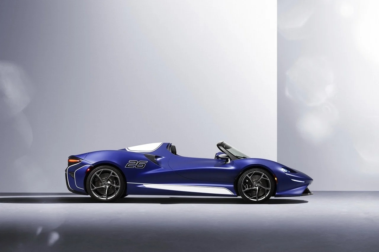 McLAREN ELVA ROADSTER, foto 3