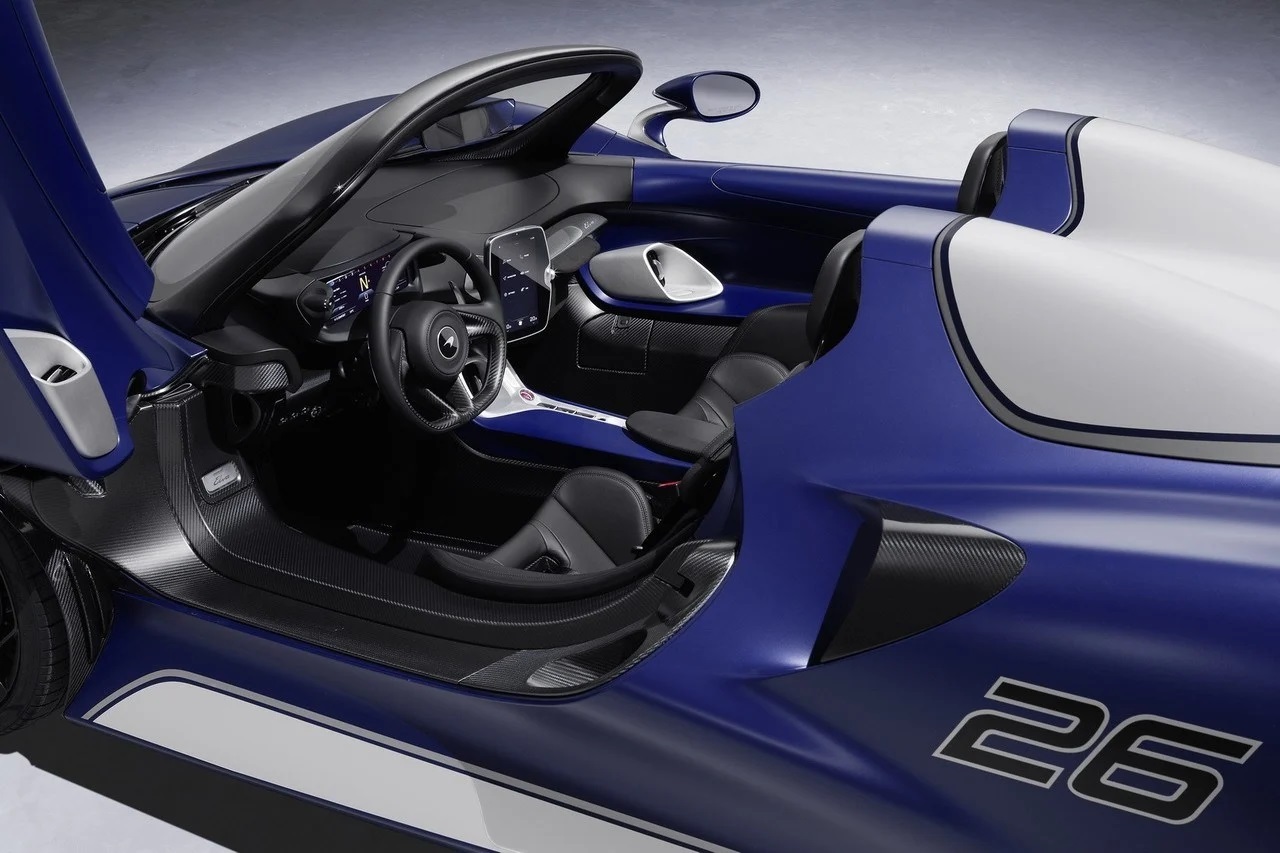 McLAREN ELVA ROADSTER, foto 5