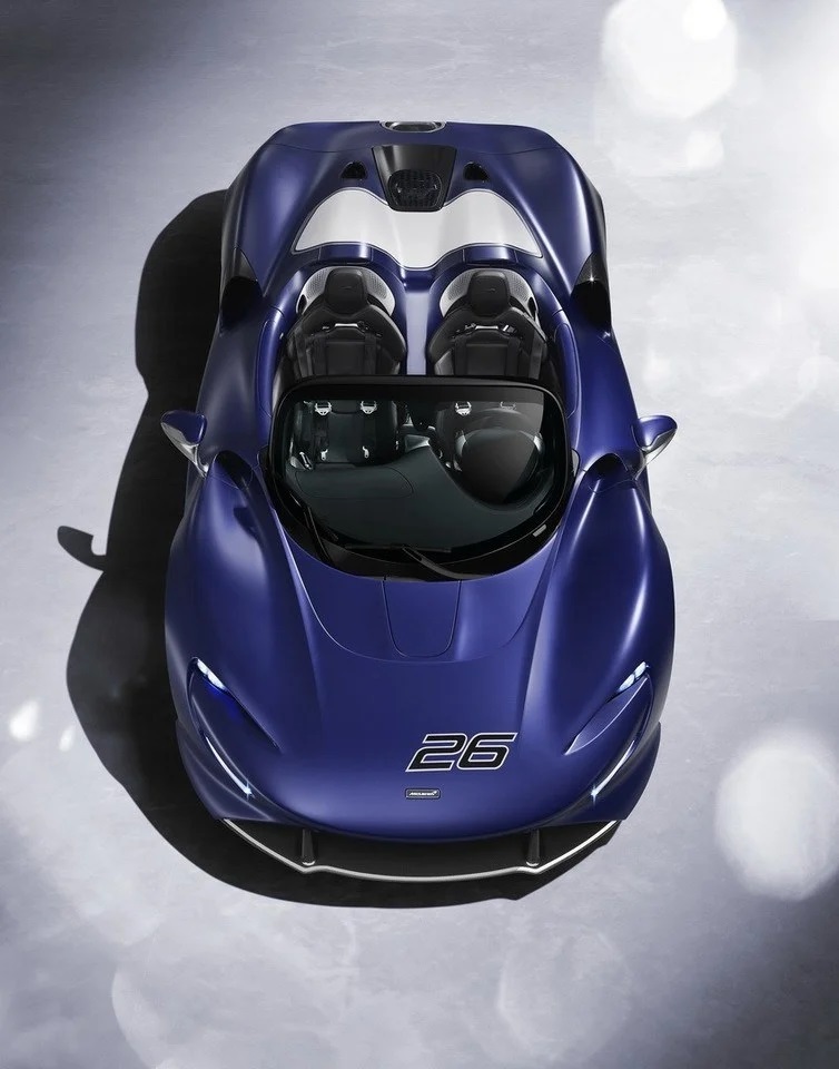 McLAREN ELVA ROADSTER, foto 7