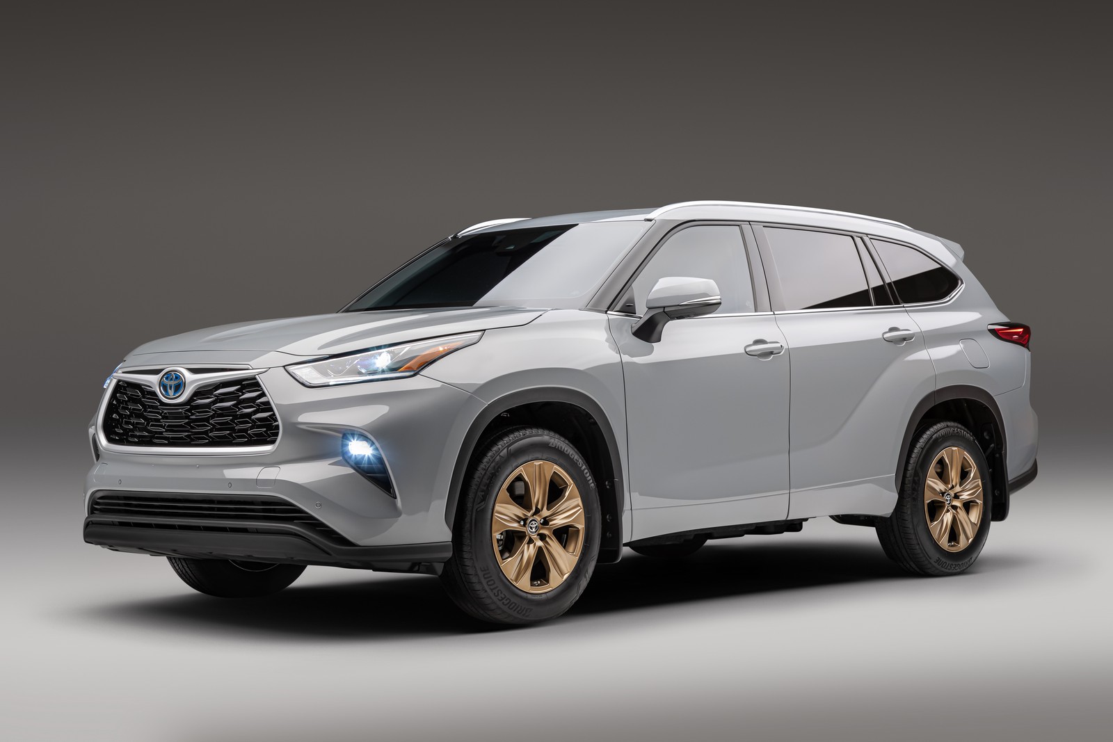 2022 - TOYOTA HIGHLANDER BRONZE EDITION, foto 1