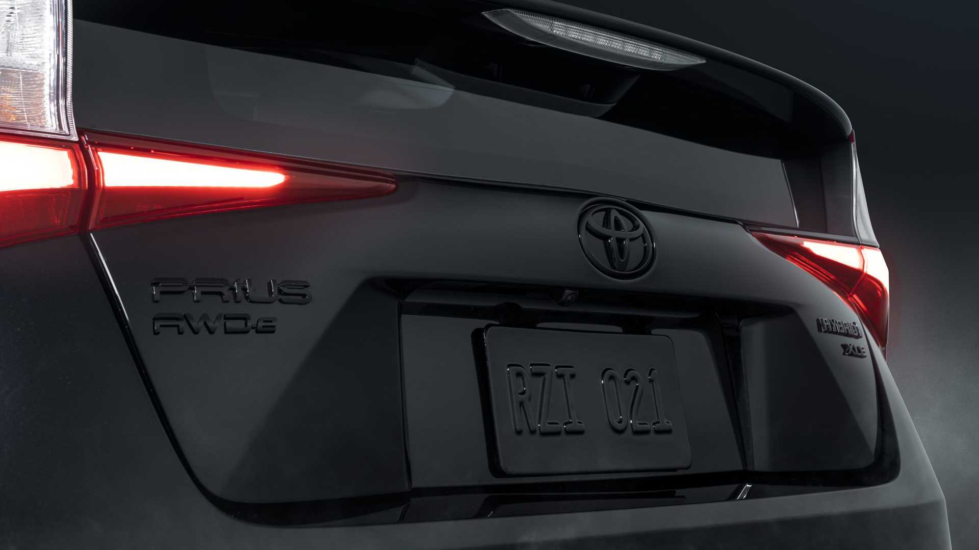 TOYOTA PRIUS NIGHTSHADE EDITION, foto 11