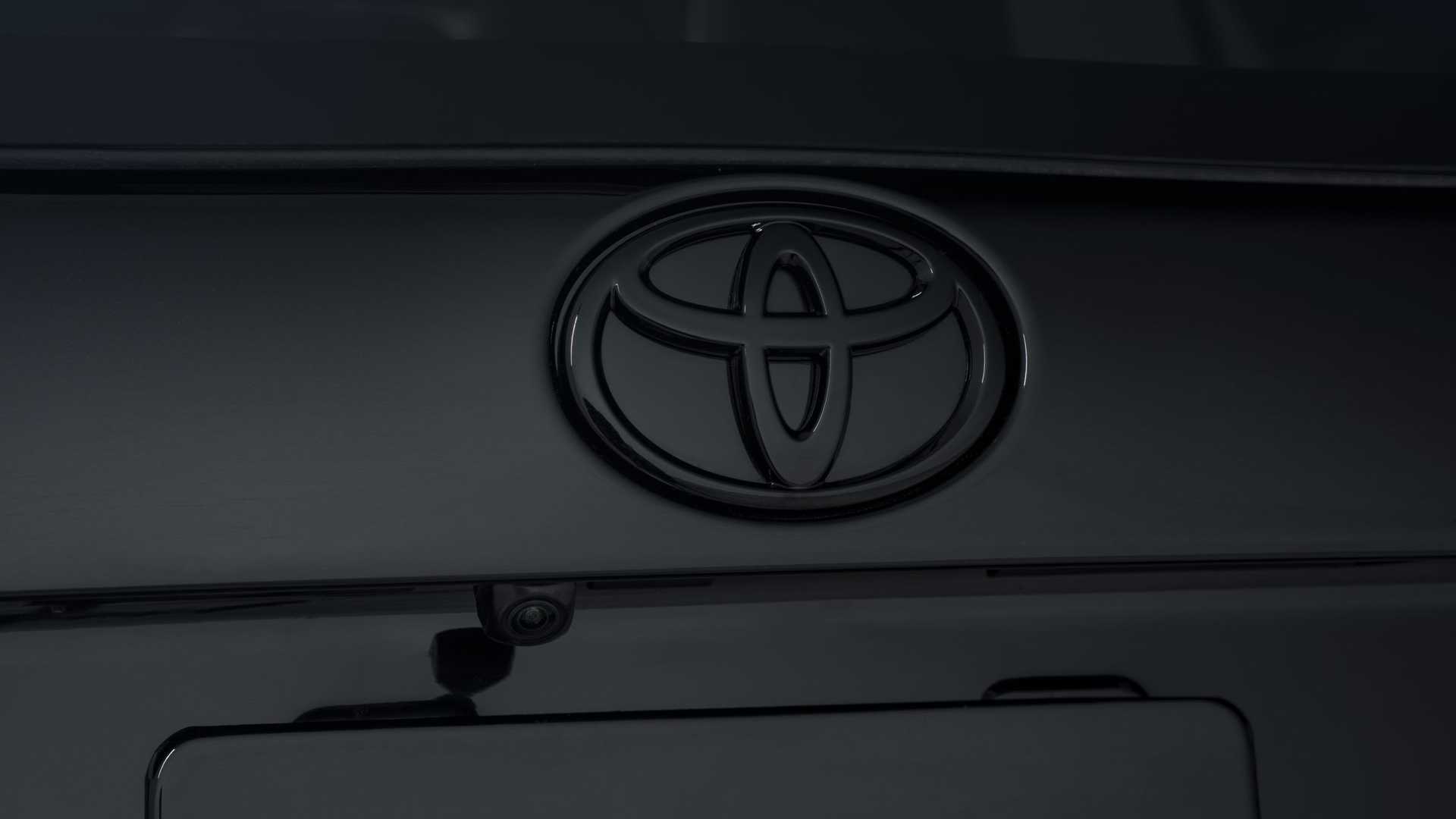 TOYOTA PRIUS NIGHTSHADE EDITION, foto 13