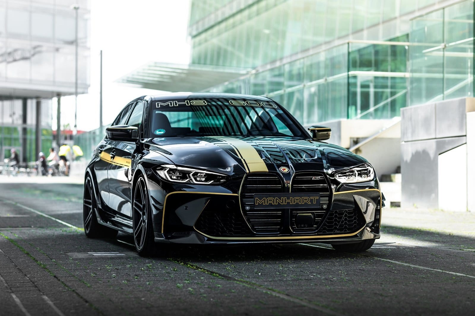 BMW M3 COMPETITION SEDAN MH3 600 BY MANHART, foto 1