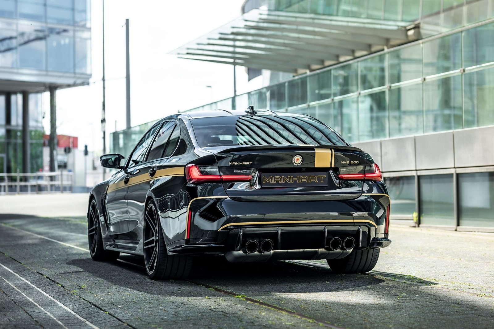 BMW M3 COMPETITION SEDAN MH3 600 BY MANHART, foto 2