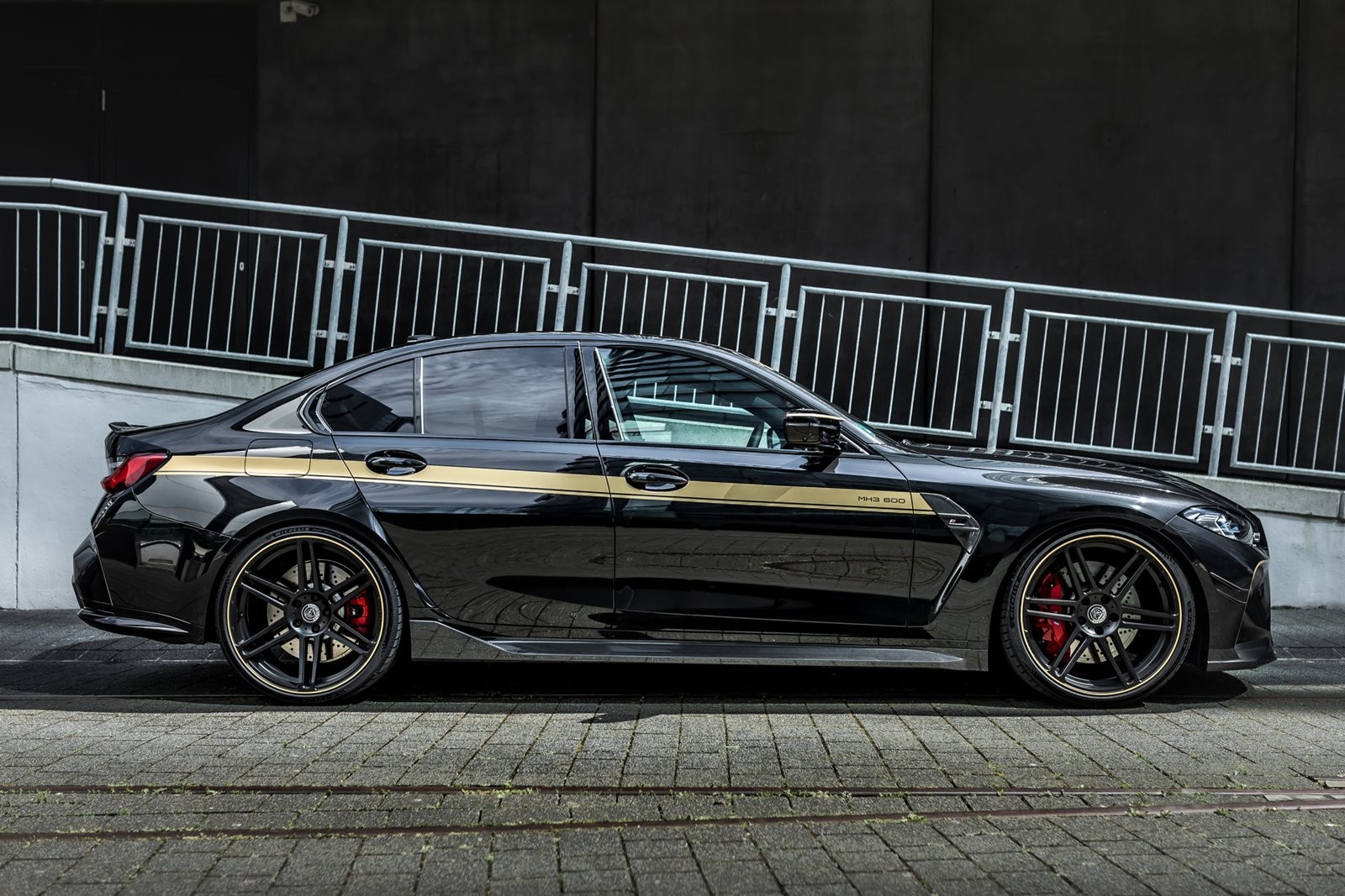 BMW M3 COMPETITION SEDAN MH3 600 BY MANHART, foto 3