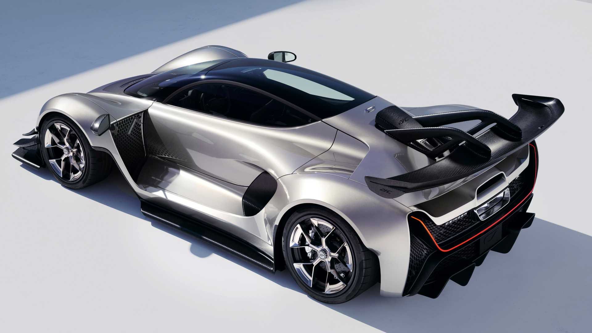 2021 - CZINGER 21C, foto 3