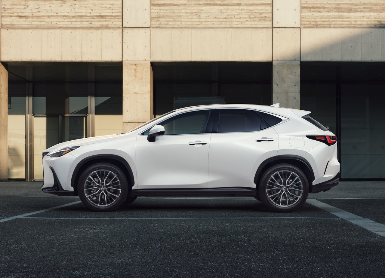 2022 - LEXUS NX, foto 17