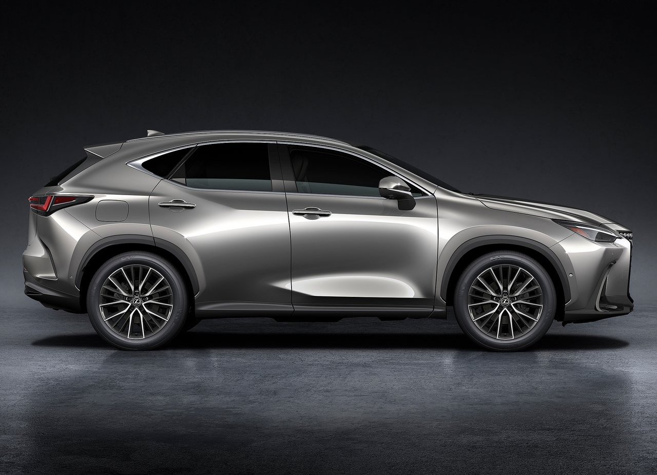 2022 - LEXUS NX, foto 40