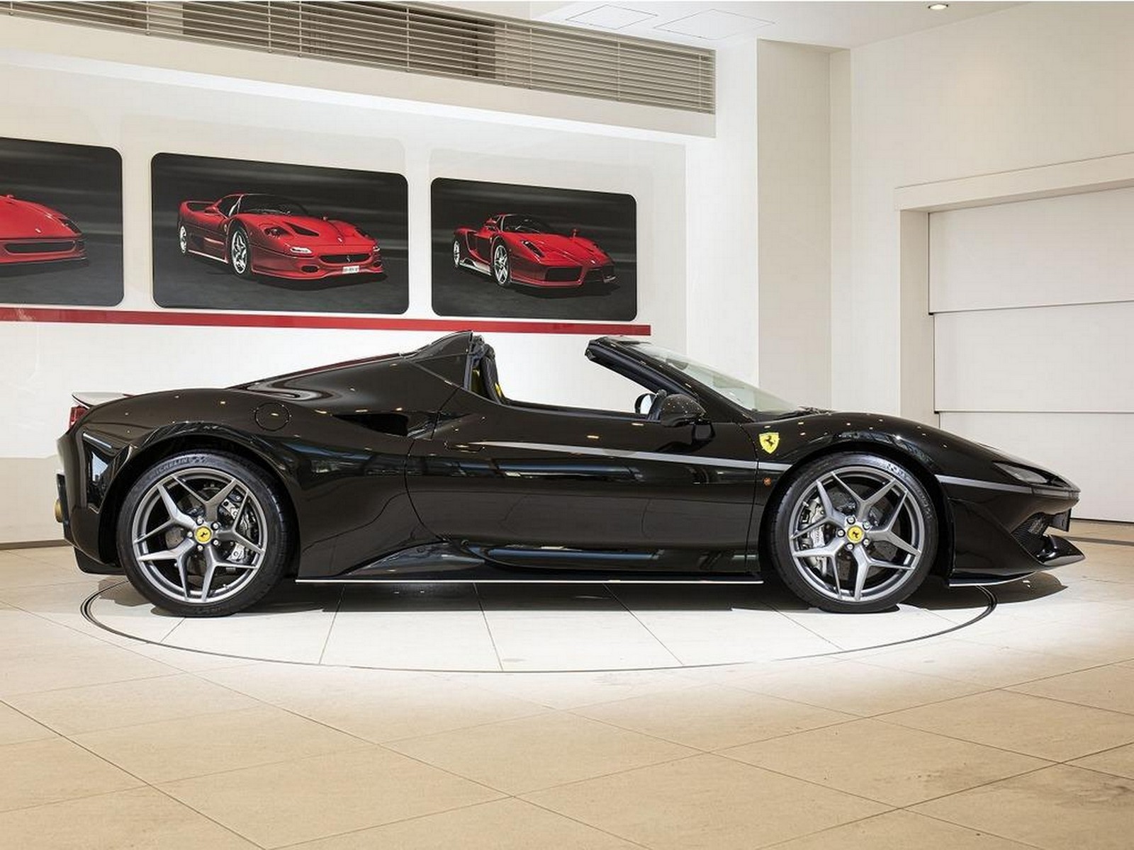 FERRARI J50 BLACK, foto 3