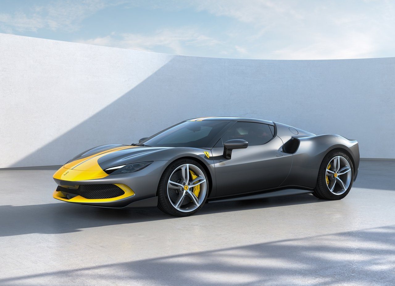 FERRARI F296 GTB, foto 3
