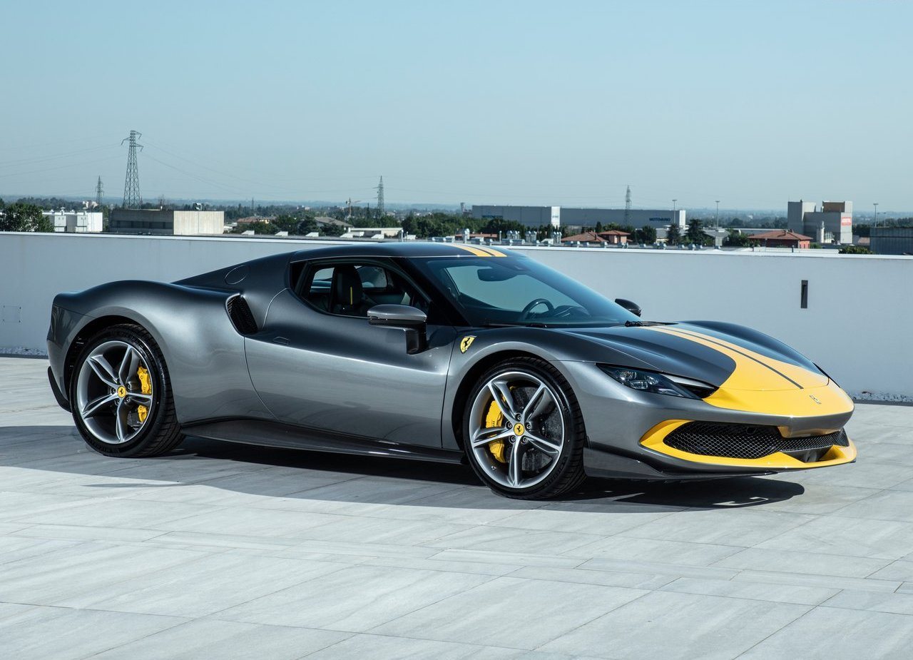 FERRARI F296 GTB, foto 4