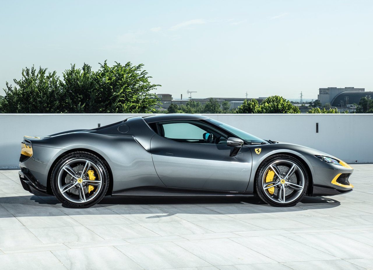 FERRARI F296 GTB, foto 5