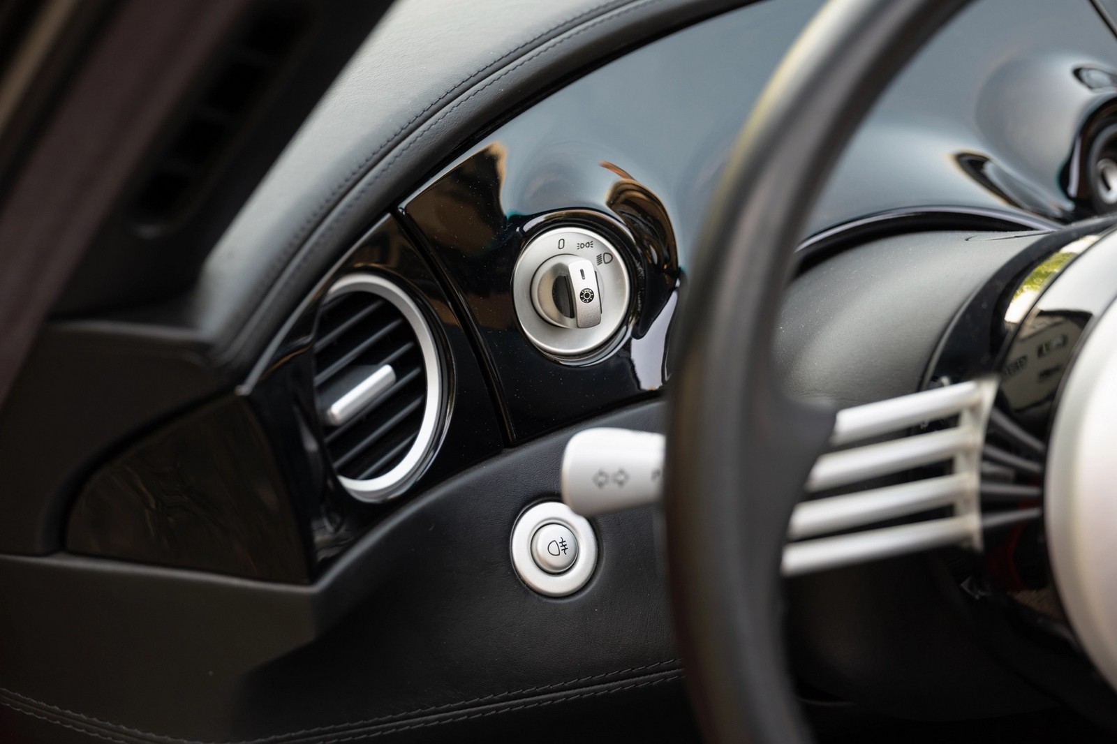 BMW Z8 ROADSTER BRIGHT RED, foto 41