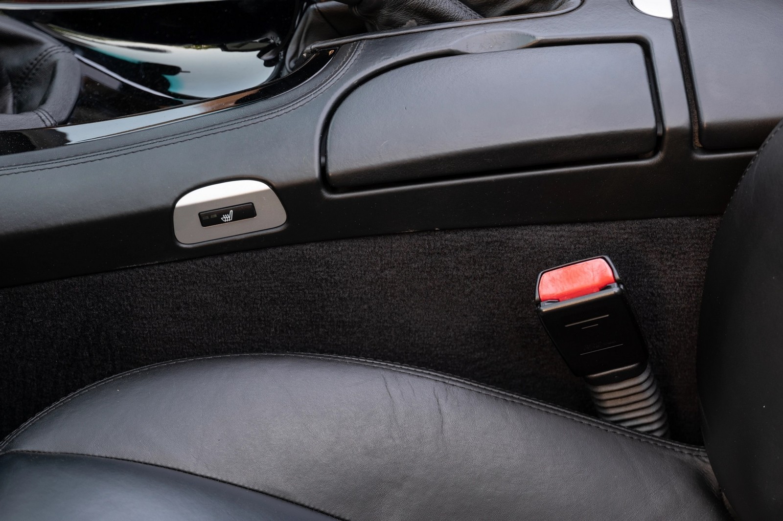 BMW Z8 ROADSTER BRIGHT RED, foto 55