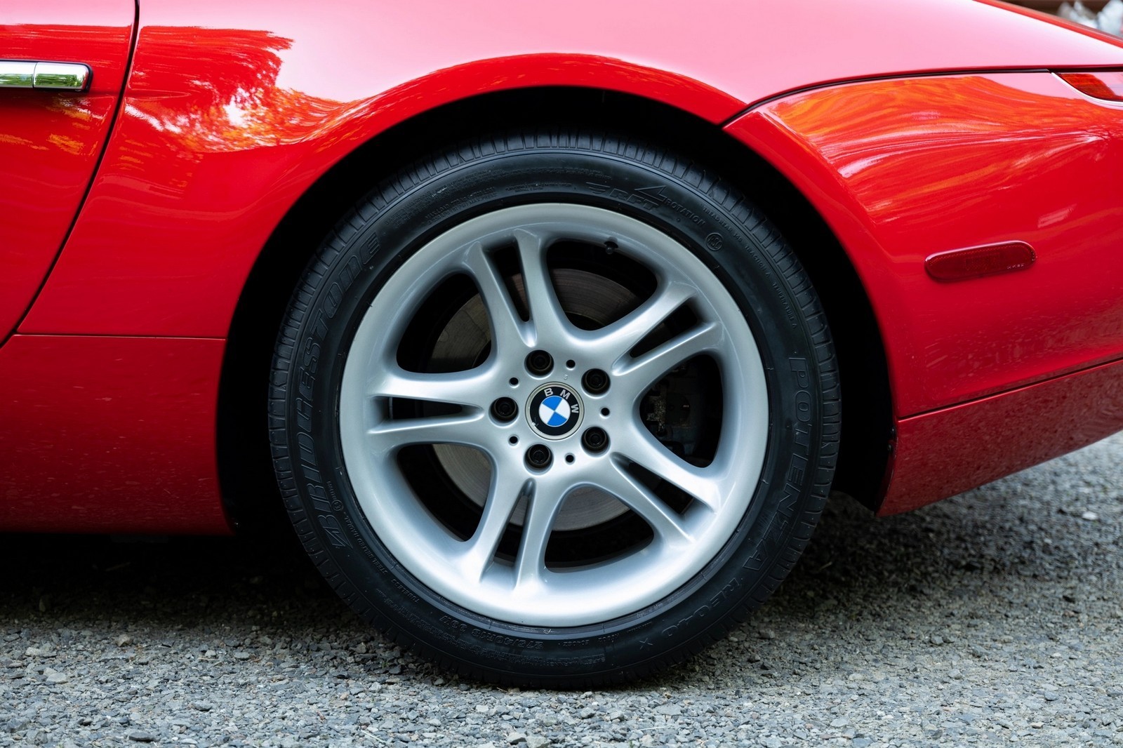 BMW Z8 ROADSTER BRIGHT RED, foto 134
