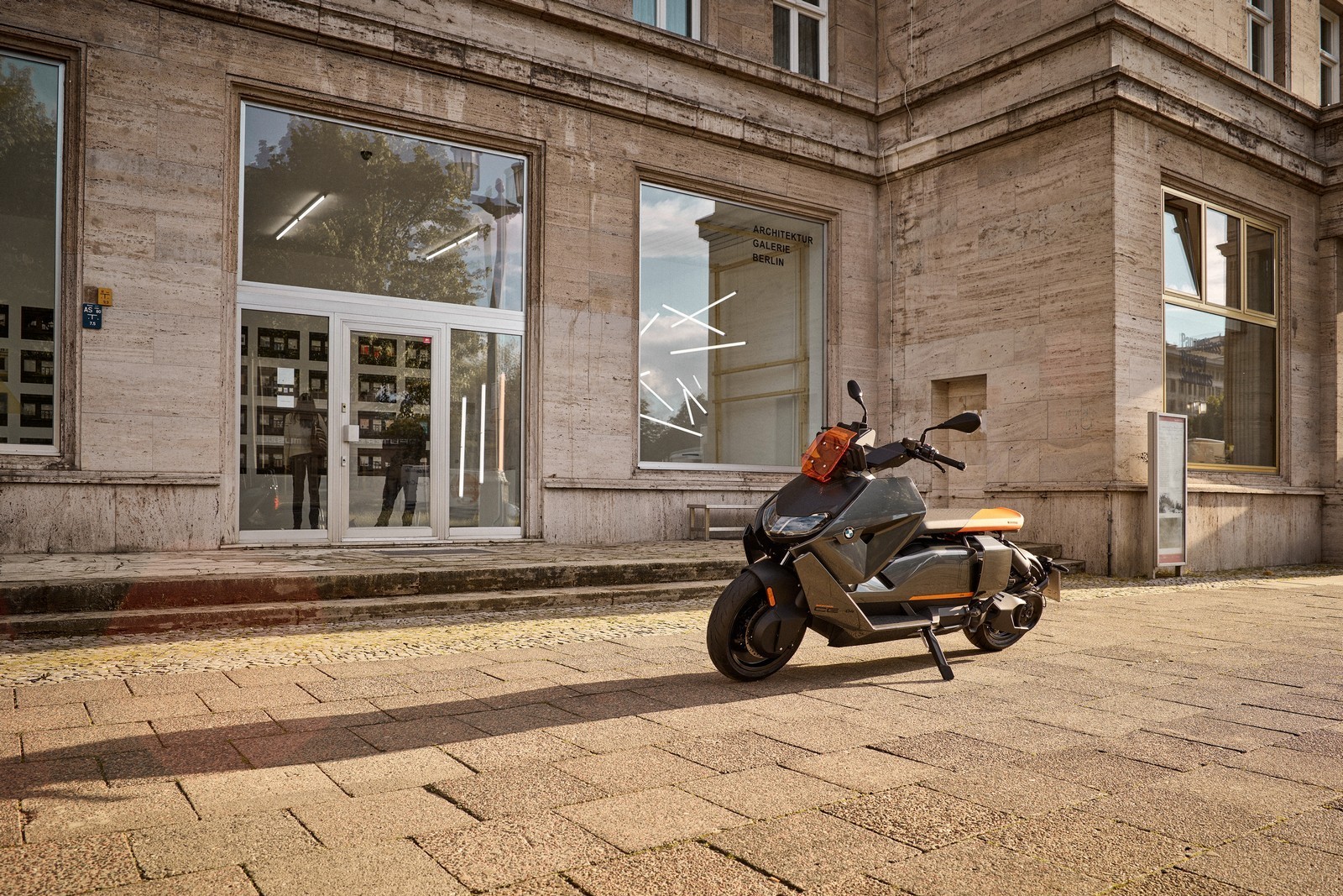 2021 - BMW CE 04, foto 38