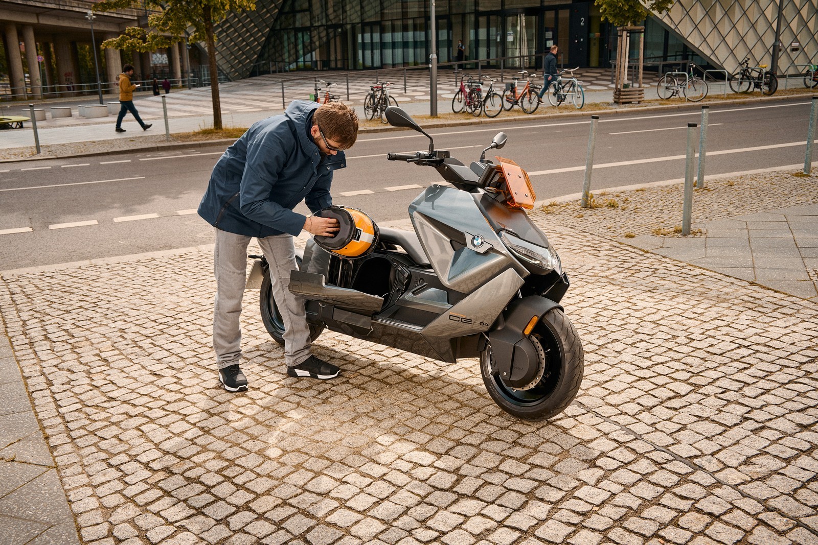 2021 - BMW CE 04, foto 46