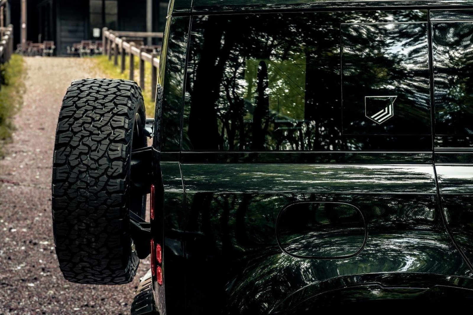LAND ROVER DEFENDER VALIANCE CURAÇAO COMMISSION BY HERITAGE CUSTOMS, foto 5