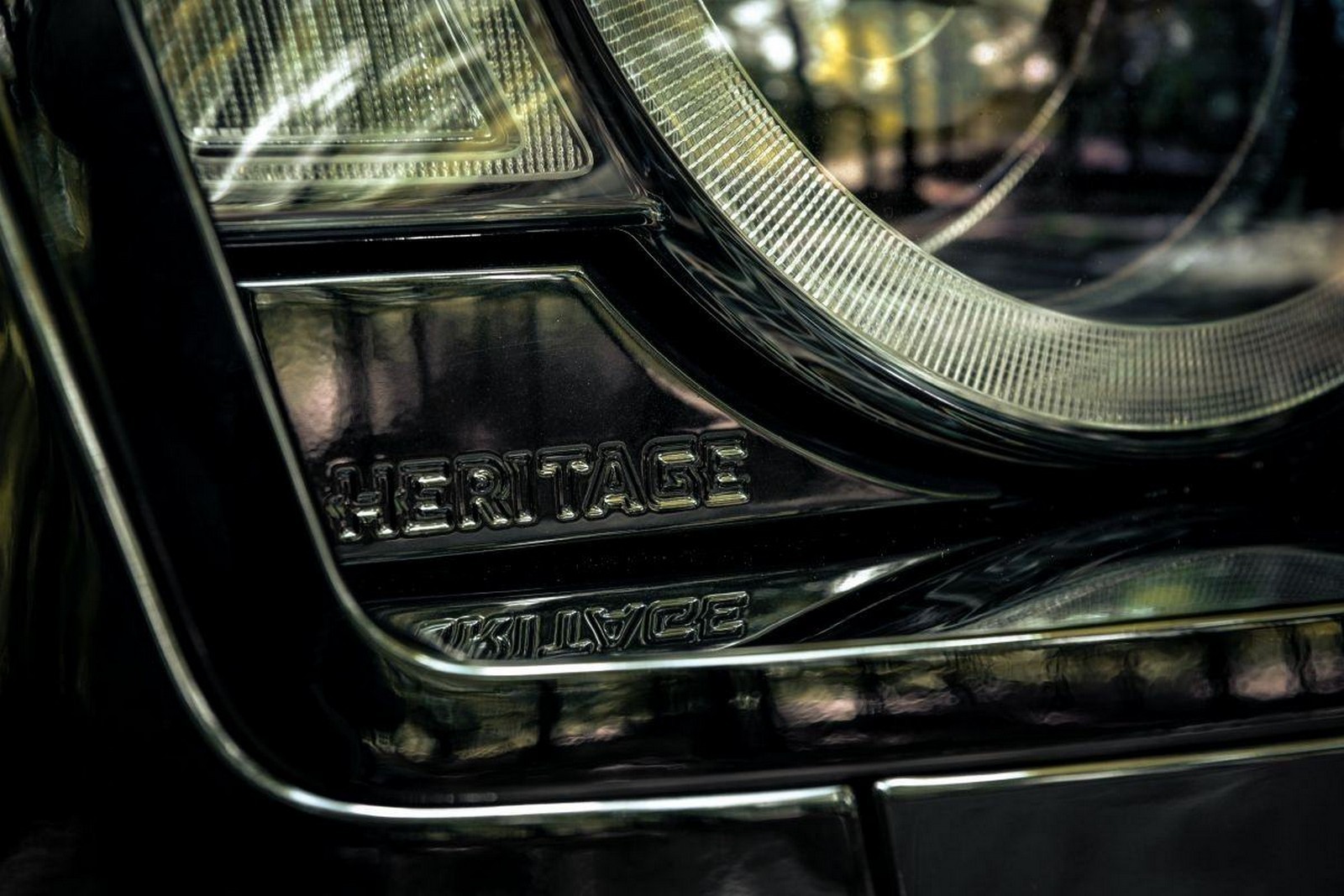LAND ROVER DEFENDER VALIANCE CURAÇAO COMMISSION BY HERITAGE CUSTOMS, foto 6