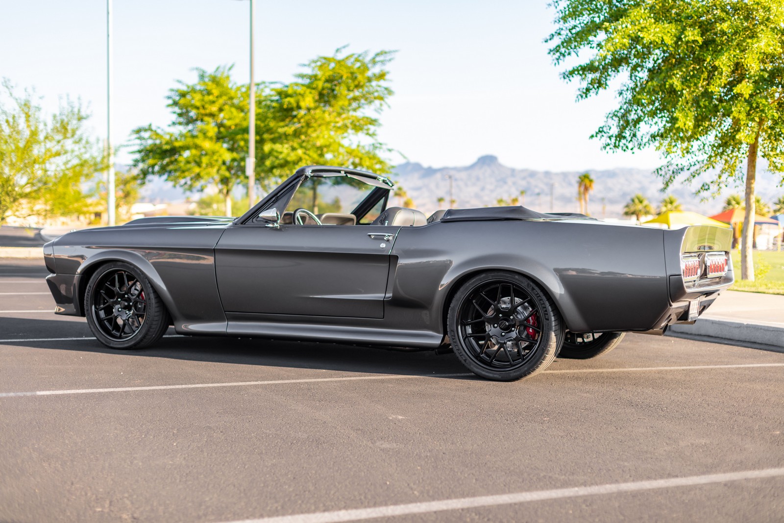 1968 - FORD MUSTANG CONVERTIBLE RESTOMOD, foto 3