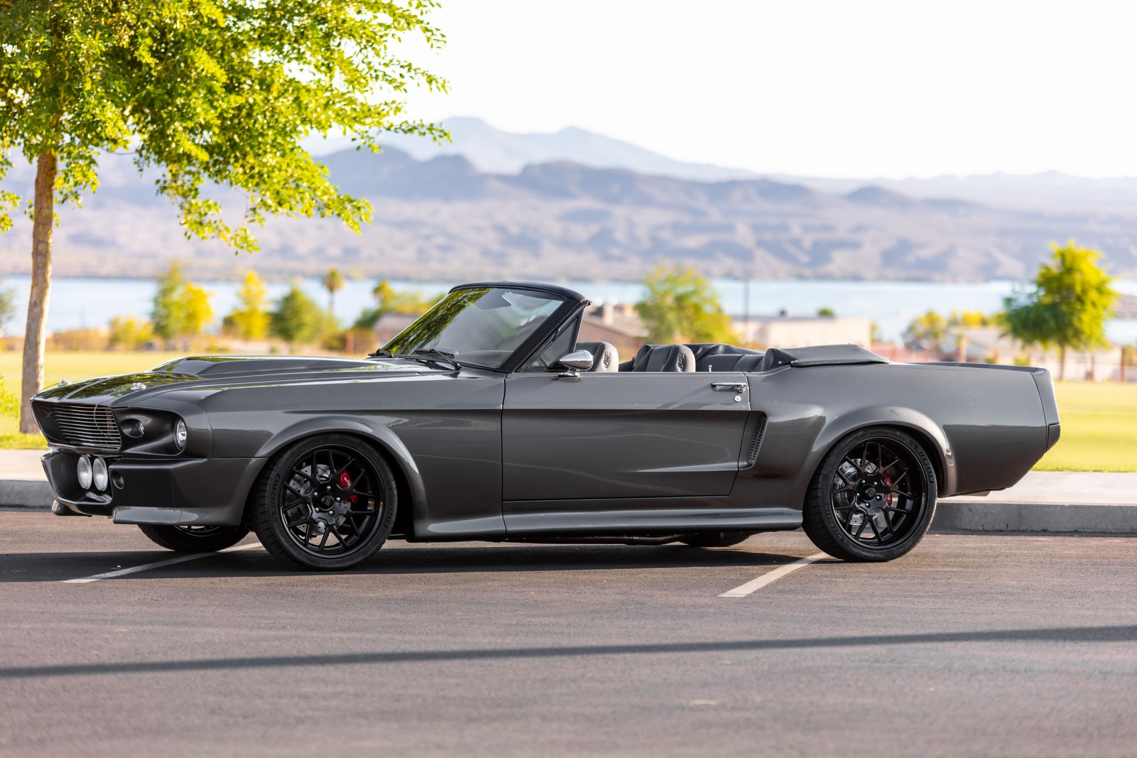 1968 - FORD MUSTANG CONVERTIBLE RESTOMOD, foto 9