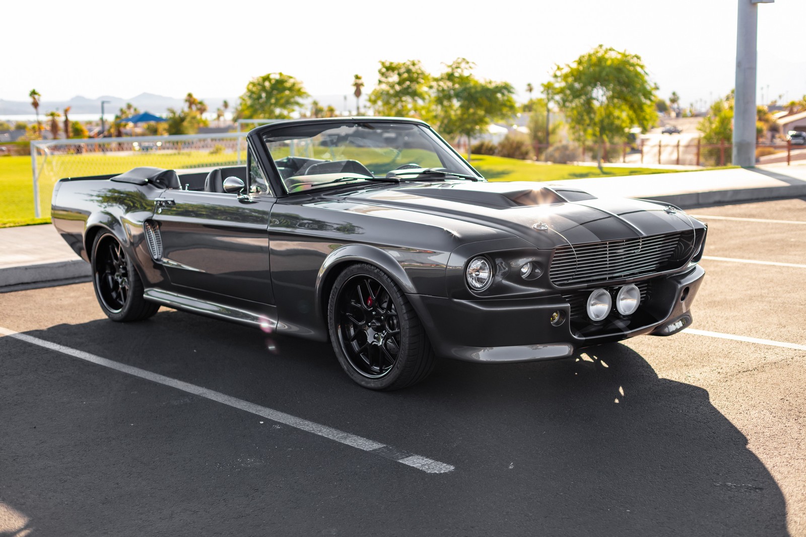 1968 - FORD MUSTANG CONVERTIBLE RESTOMOD, foto 18