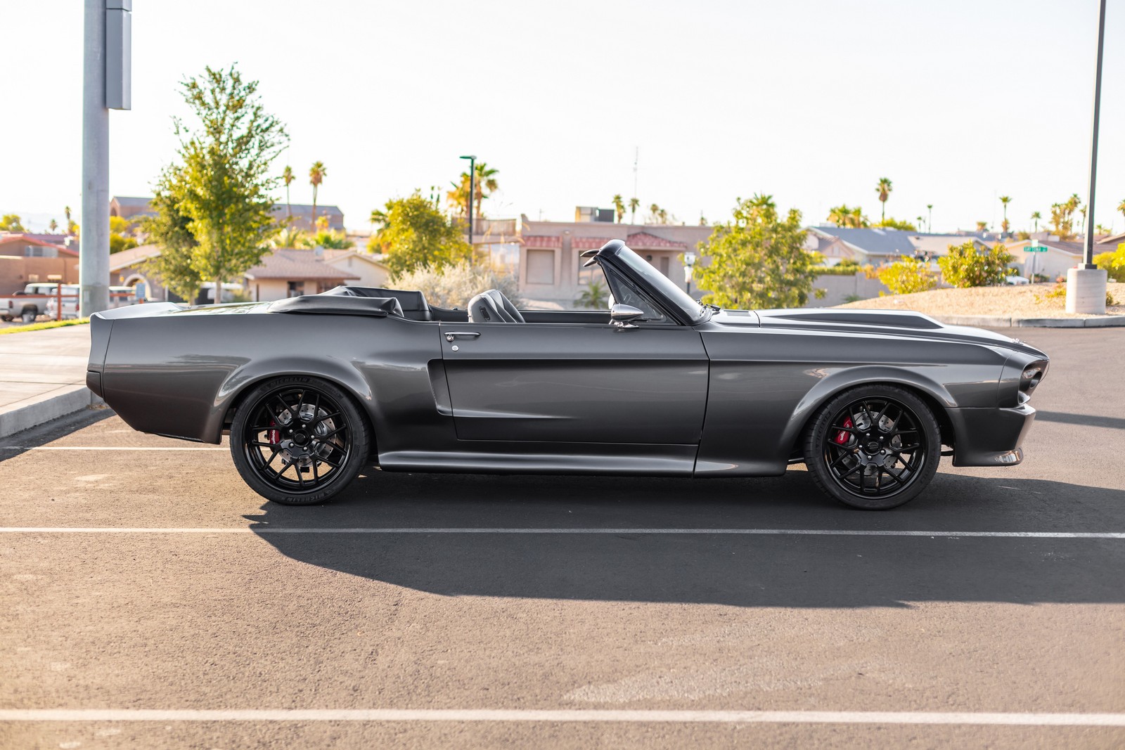 1968 - FORD MUSTANG CONVERTIBLE RESTOMOD, foto 26