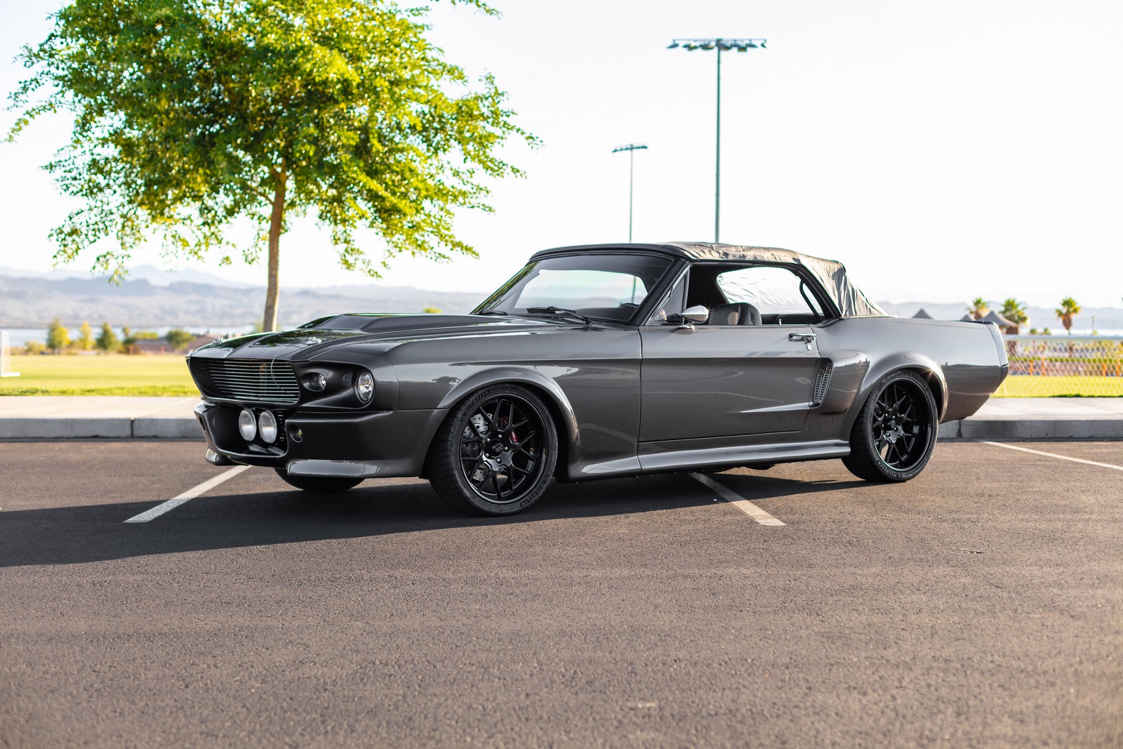 1968 - FORD MUSTANG CONVERTIBLE RESTOMOD, foto 33