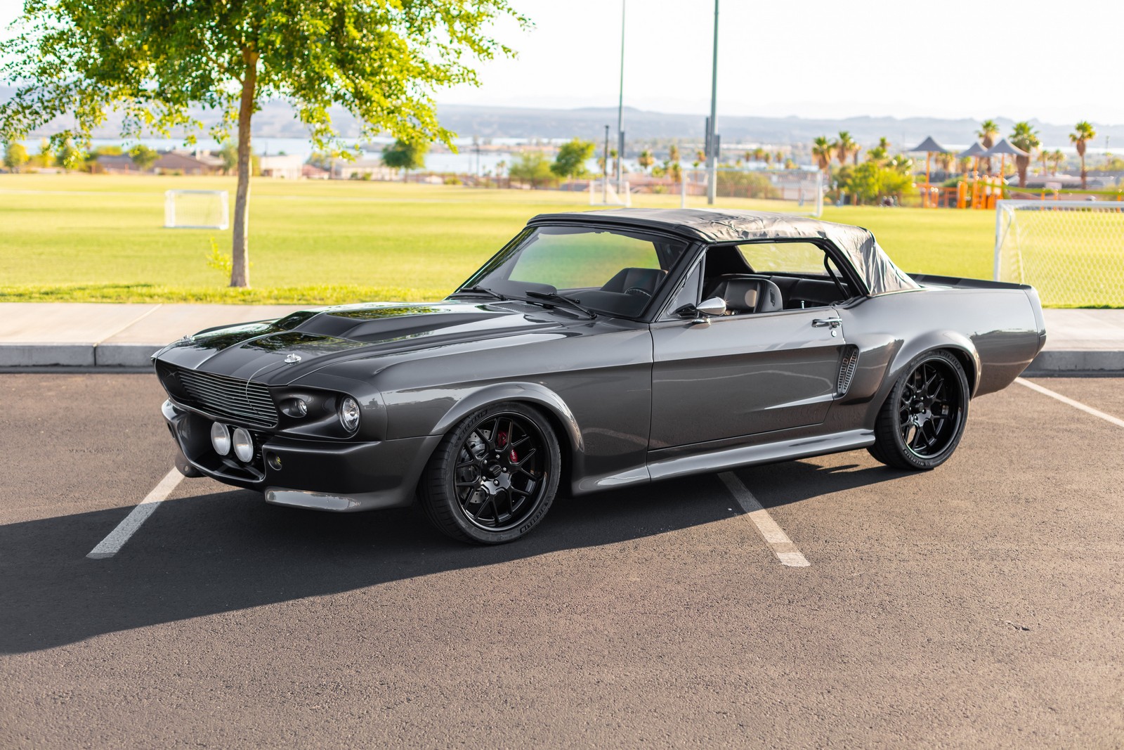 1968 - FORD MUSTANG CONVERTIBLE RESTOMOD, foto 34