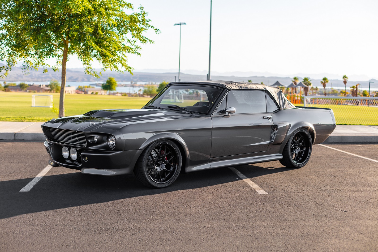 1968 - FORD MUSTANG CONVERTIBLE RESTOMOD, foto 38