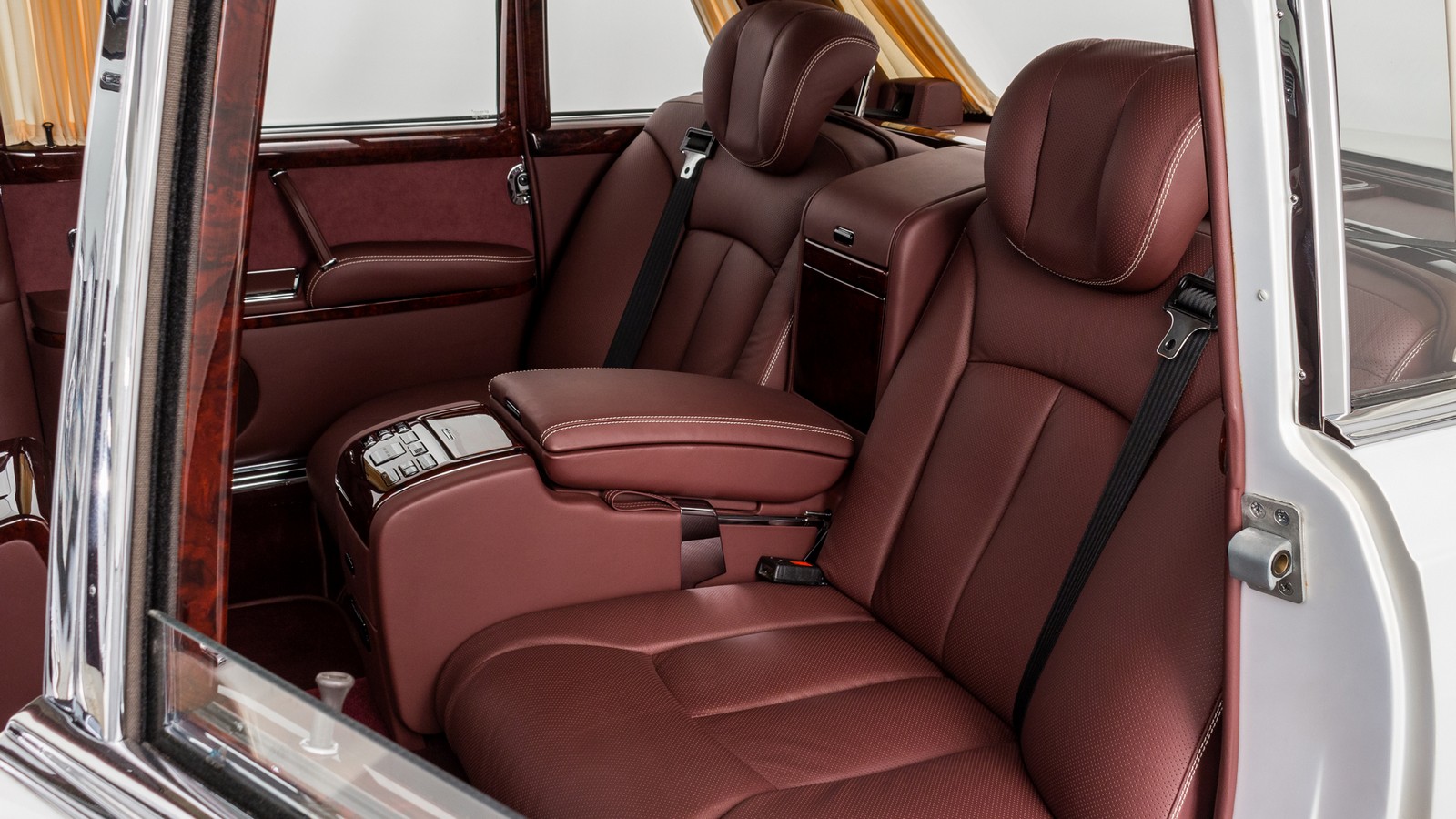 1975 - MERCEDES-BENZ 600 PULLMAN MAYBACH ‘ONE OF ONE’, foto 17