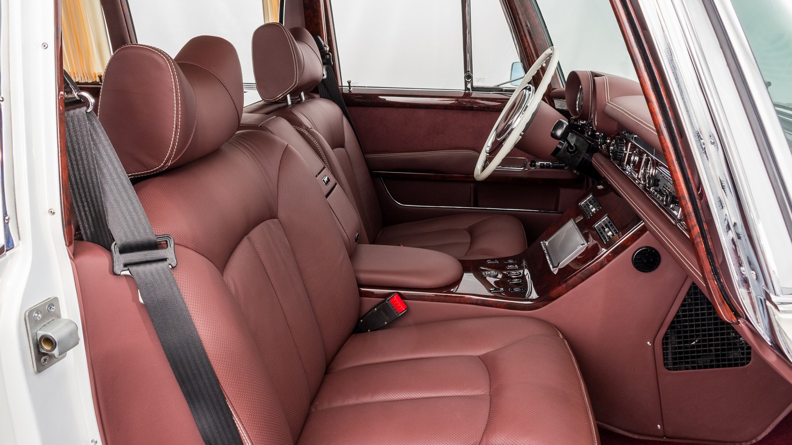 1975 - MERCEDES-BENZ 600 PULLMAN MAYBACH ‘ONE OF ONE’, foto 25