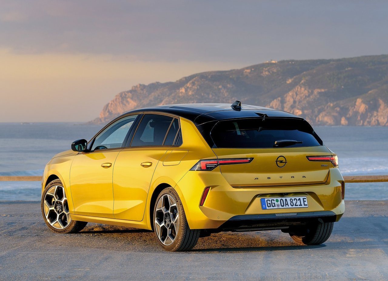 2022 - OPEL ASTRA, foto 36