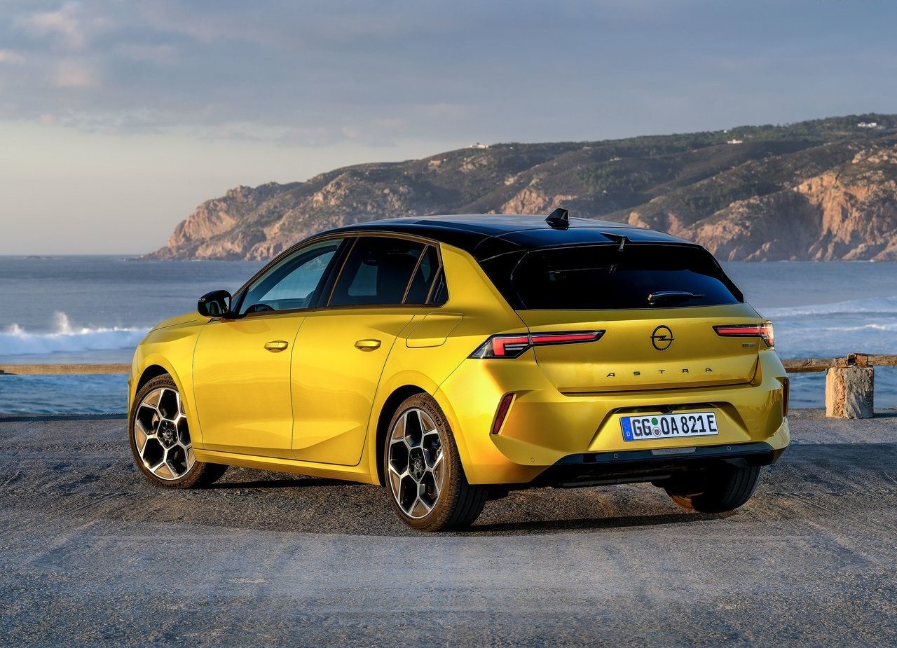 2022 - OPEL ASTRA, foto 37