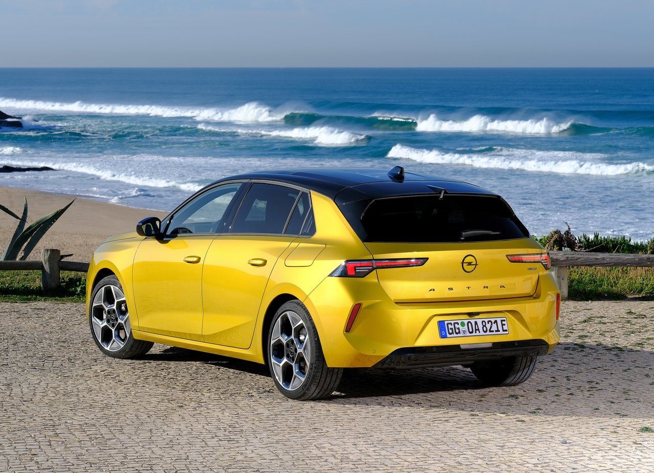 2022 - OPEL ASTRA, foto 38
