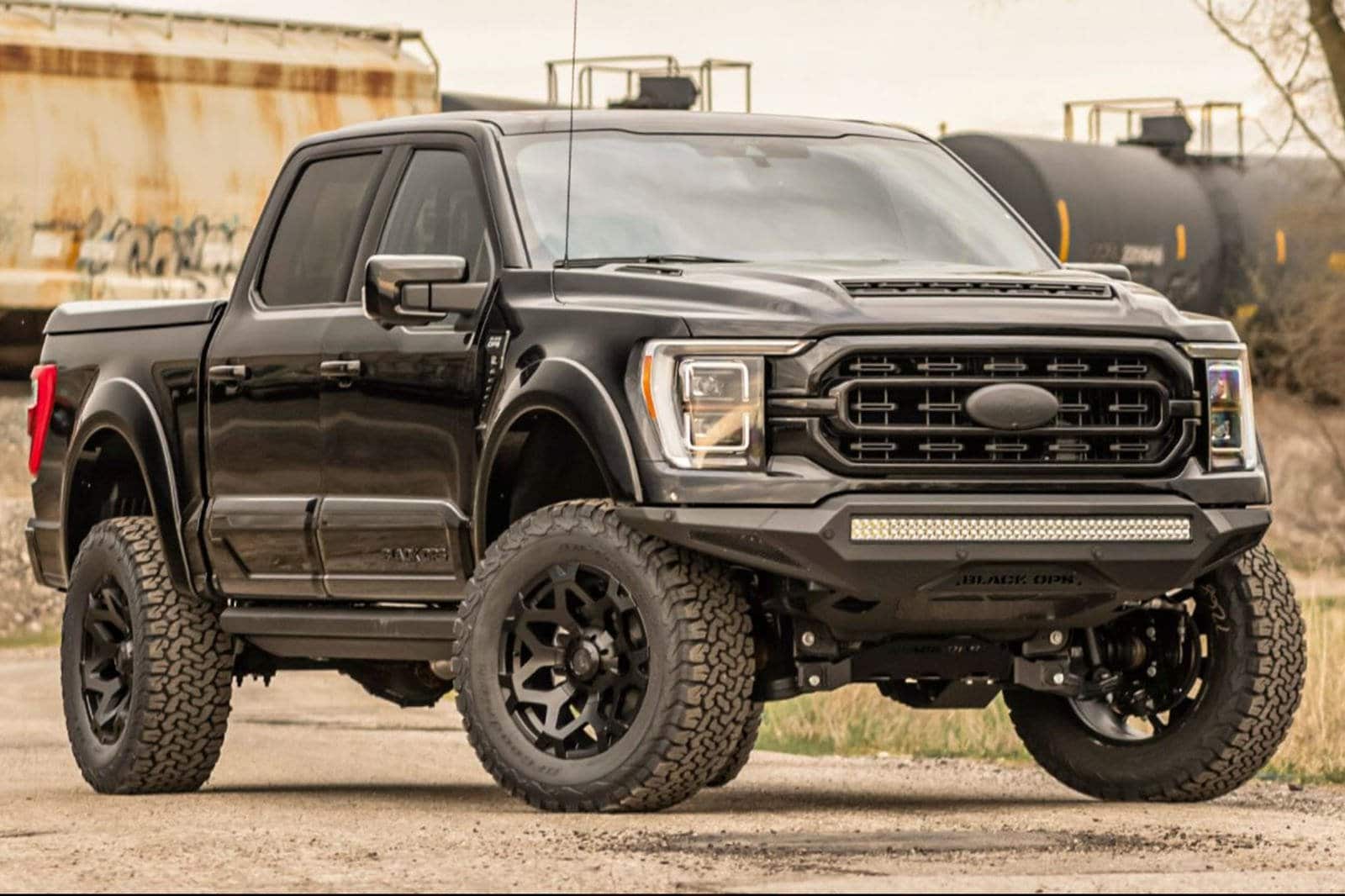 2021 - FORD F-150 BLACK OPS BY TUSCANY MOTORS, foto 5