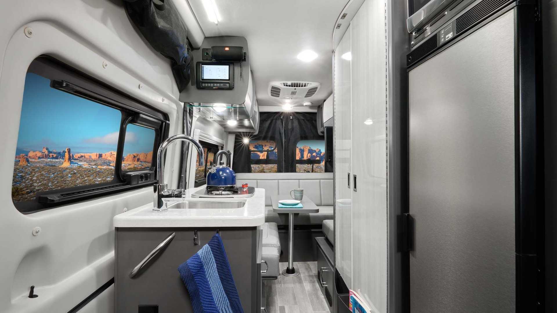 2021 - MERCEDES-BENZ SPRINTER SANCTUARY BY THOR MOTOR COACH, foto 6