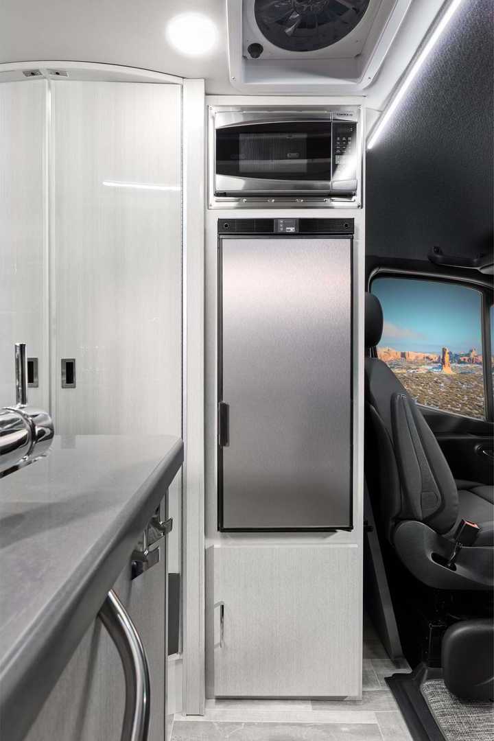 2021 - MERCEDES-BENZ SPRINTER SANCTUARY BY THOR MOTOR COACH, foto 10